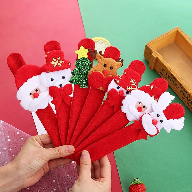 8 Christmas Wristbands (Assorted)